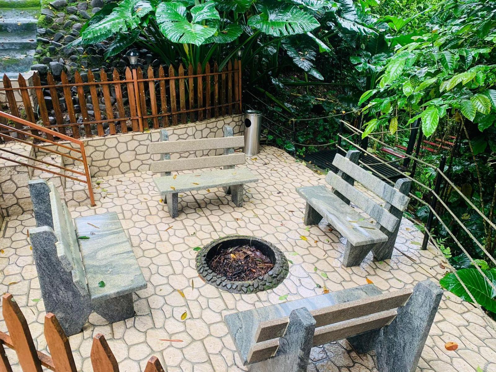 The Mountain Shades Resort Madikeri Luaran gambar