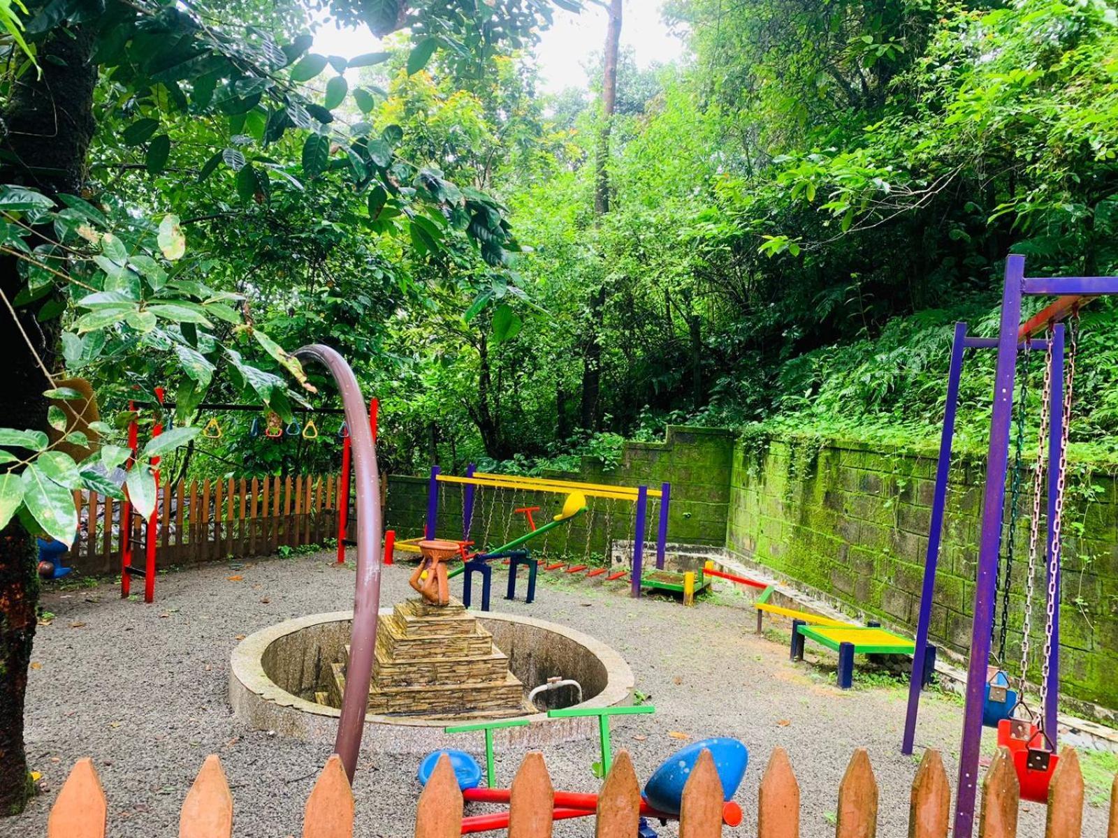 The Mountain Shades Resort Madikeri Luaran gambar
