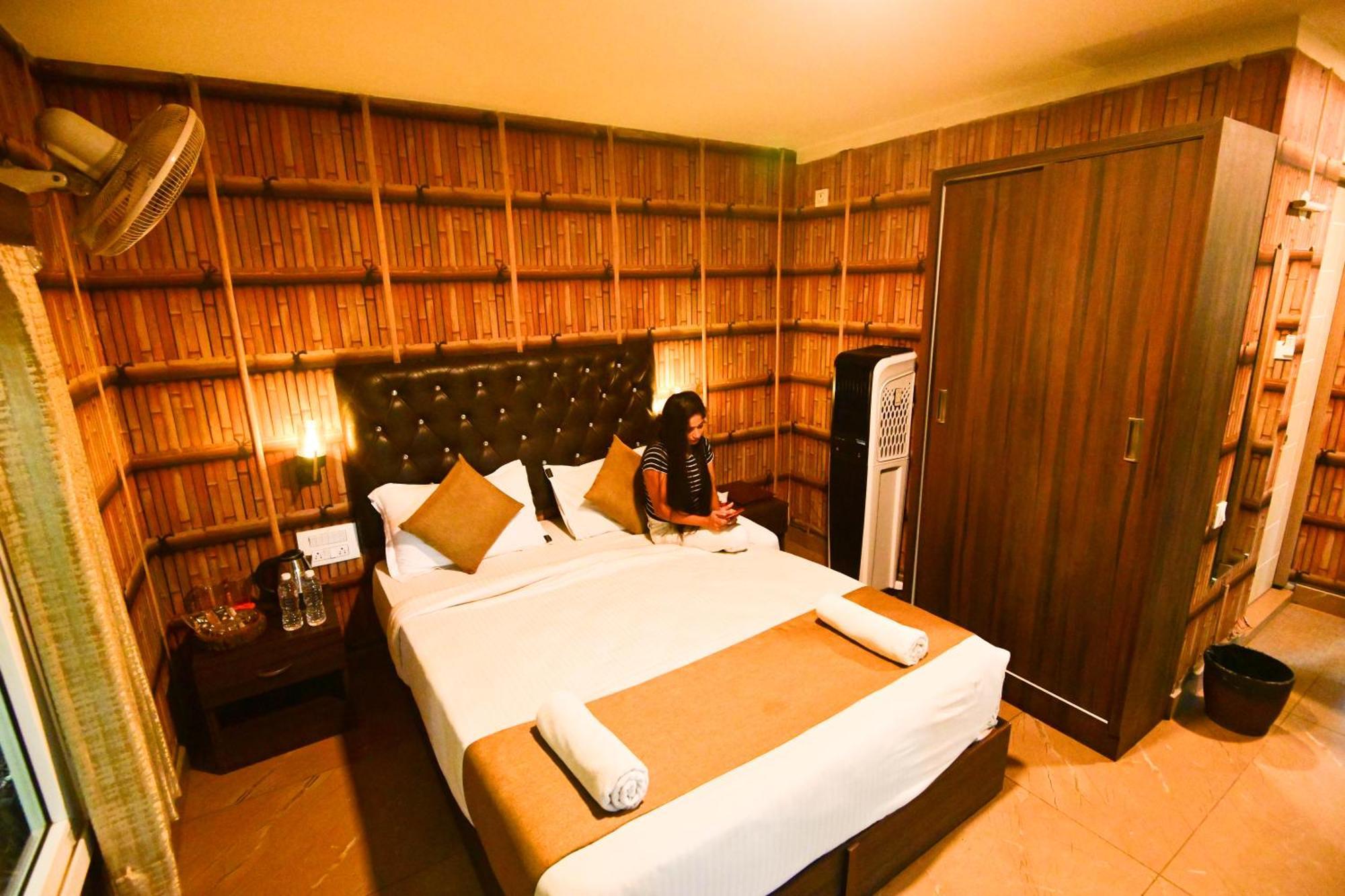 The Mountain Shades Resort Madikeri Luaran gambar