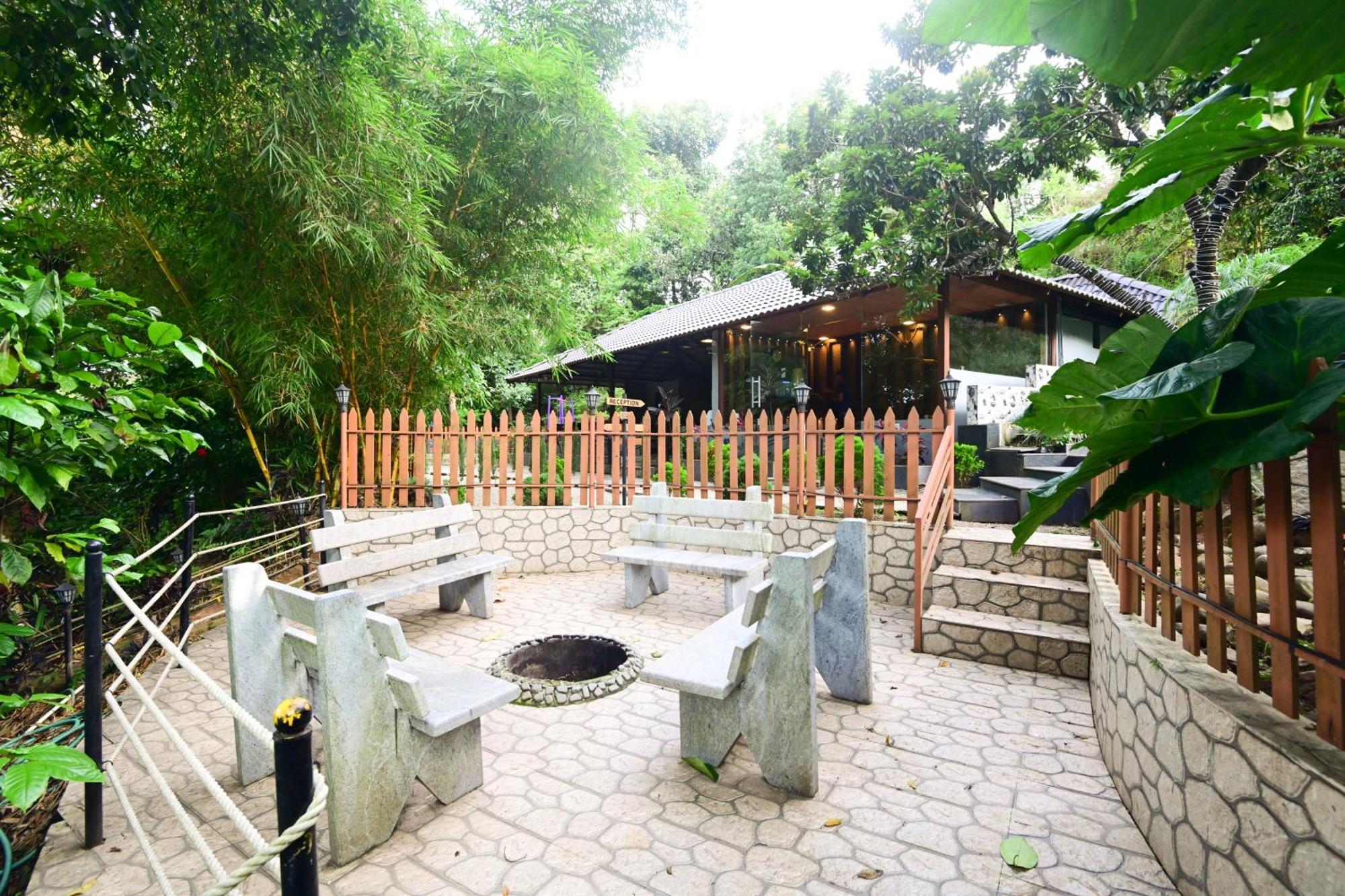 The Mountain Shades Resort Madikeri Luaran gambar
