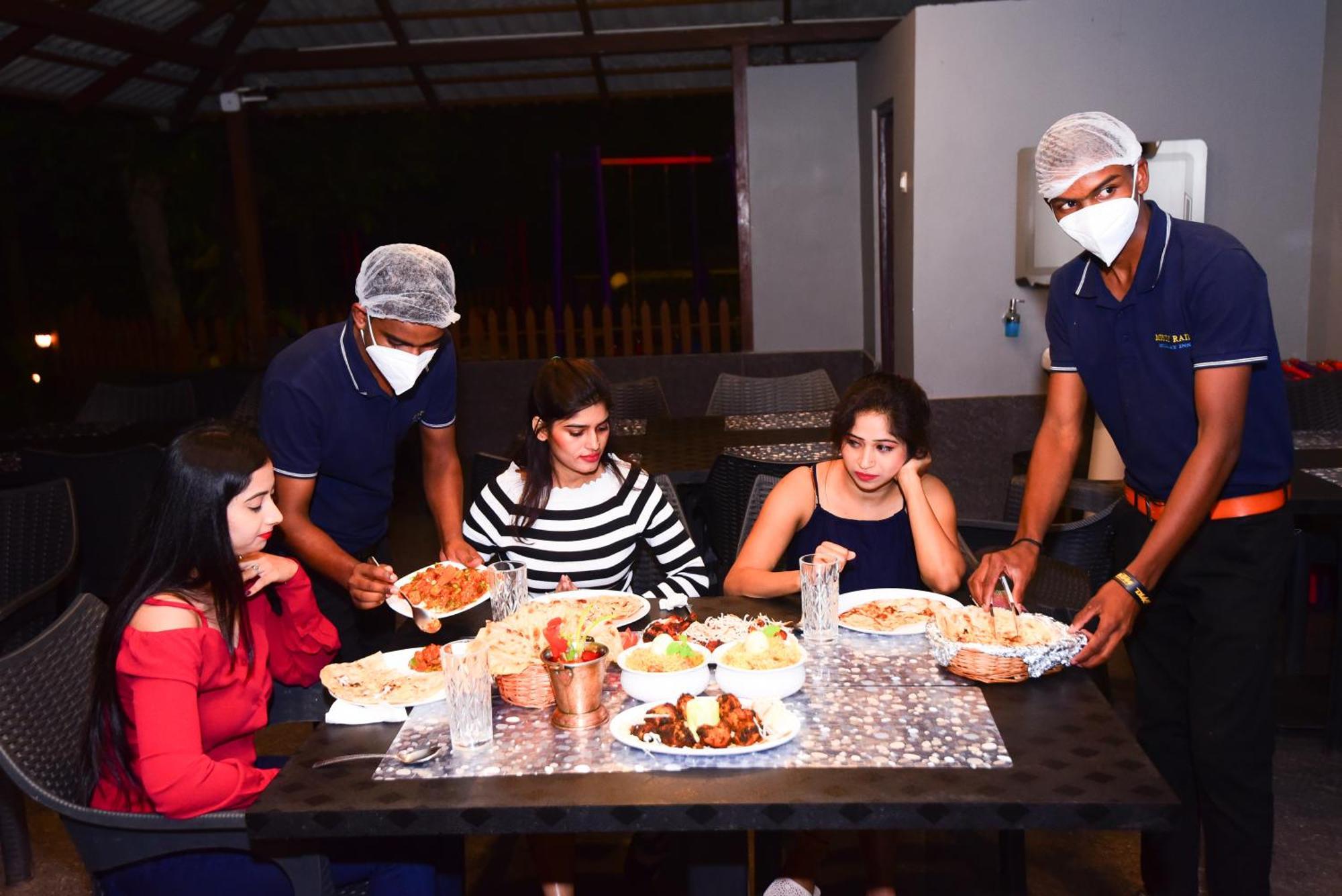 The Mountain Shades Resort Madikeri Luaran gambar